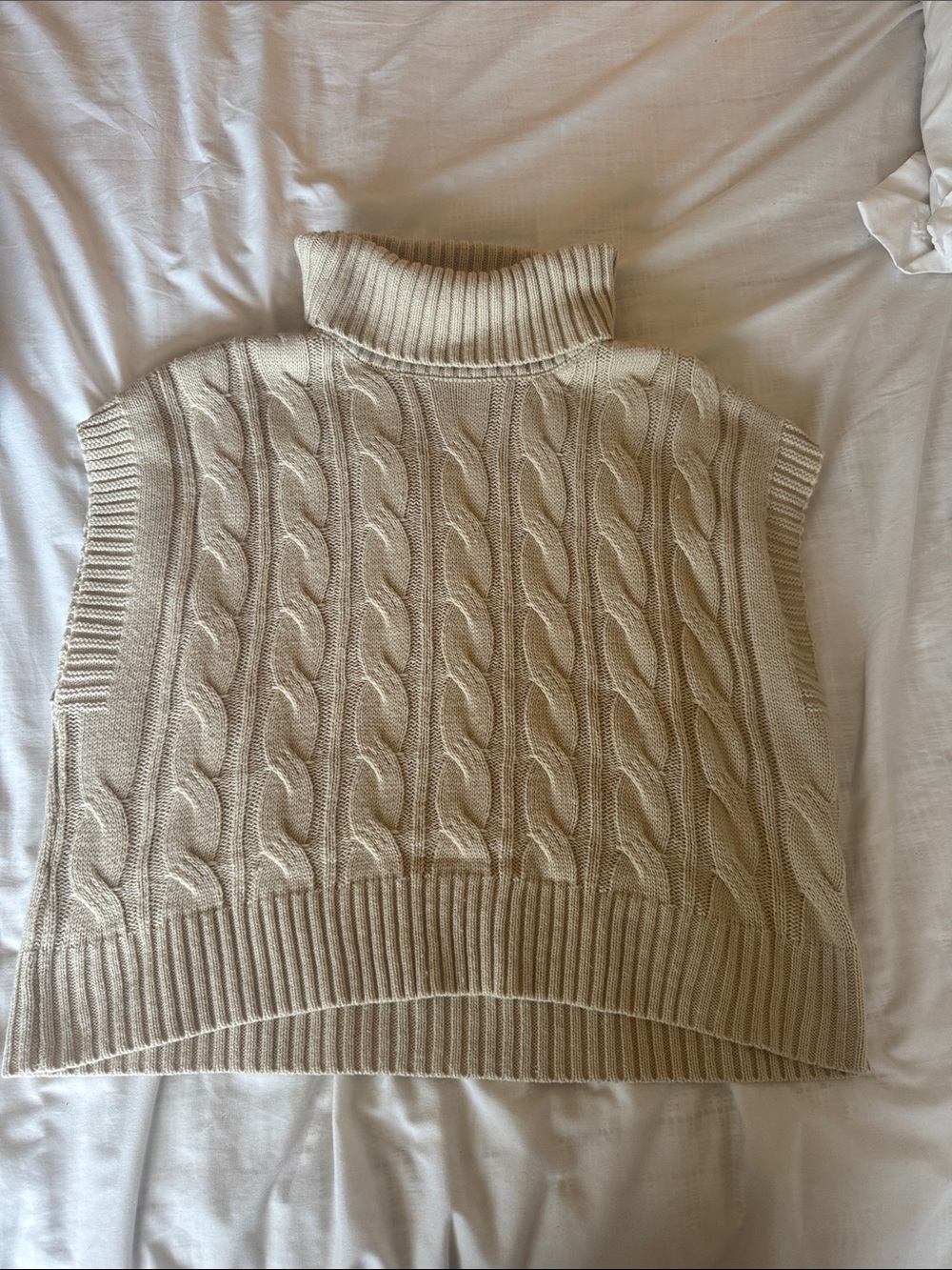 Cable Knit Sleeveless Turtleneck Sweater Vest - Cream
